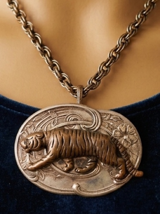 Handmade Jewelry - RARE Vintage Mixed Metal Tiger Statement Pendant Art Nouveau Oval Auburn GameDay